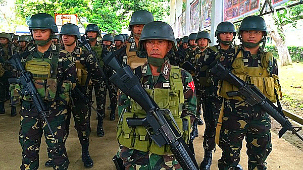 Filipino assault forces